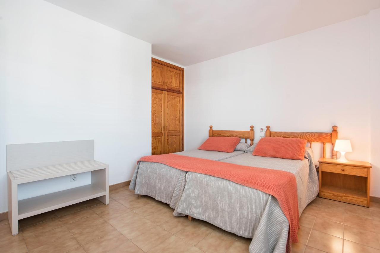 Apartamentos Es Cane Es Cana Exterior foto